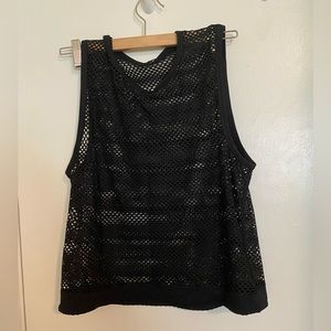 Vguc Lululemon size 6 top